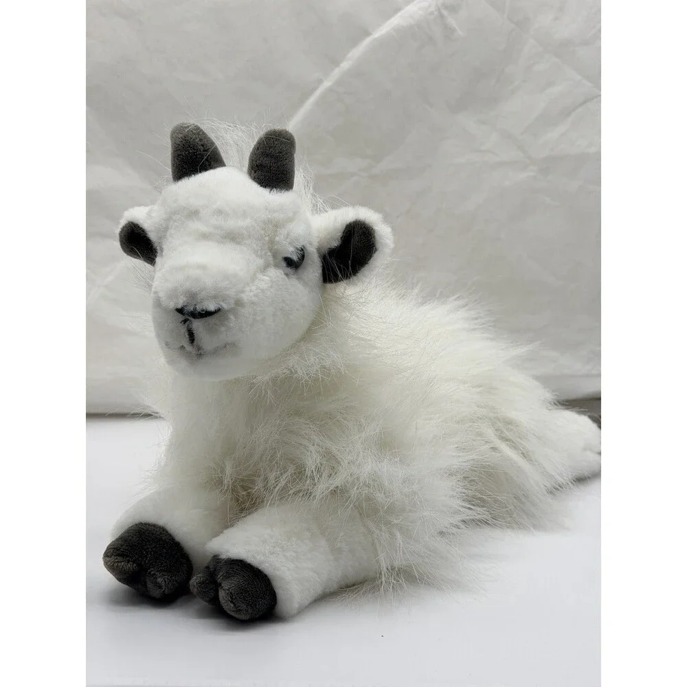 FAO Schwarz White Mountain Billy Goat Soft Furry Plush Animal Laying 13”
